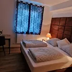 Zafibo Gaestehaus Apartment